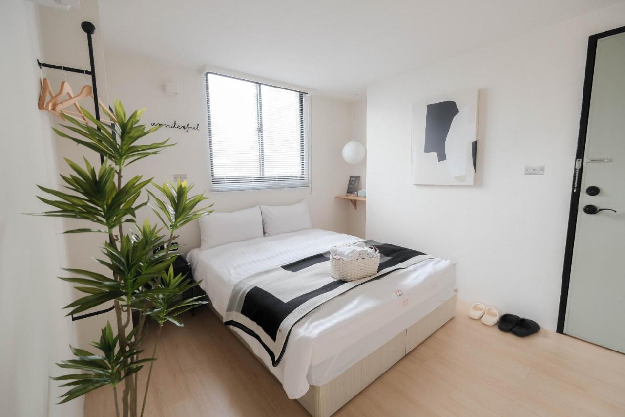 七七漫旅 Seven77 Apartment Tainan Exterior foto