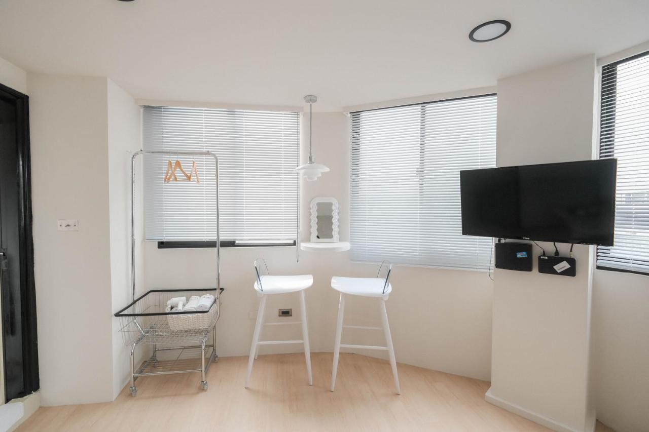 七七漫旅 Seven77 Apartment Tainan Exterior foto